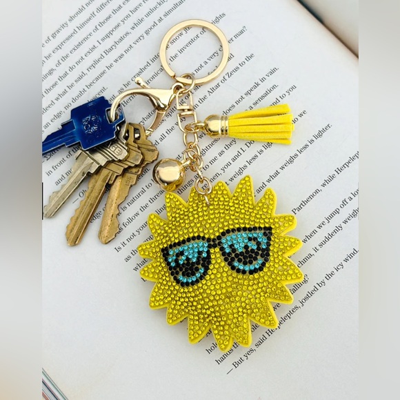 Yellow Sun Keychain with Blue Accents - Picture 4 of 4
